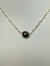 Load image into Gallery viewer, 14KYG Tahitian “Floater” Pearl Necklace
