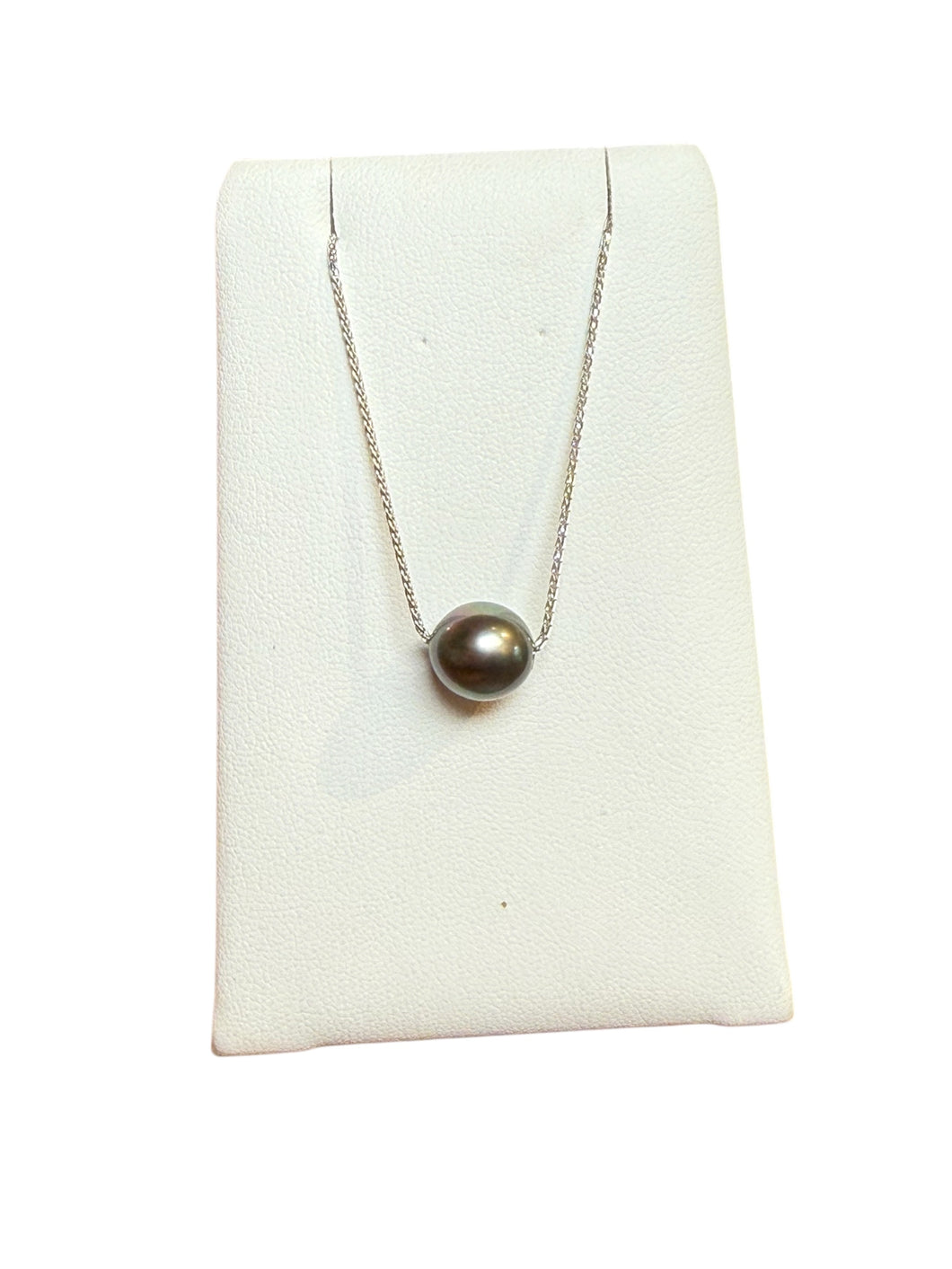 14WG Tahitian “Floater” Pearl Necklace