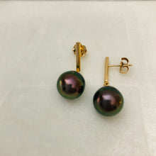 Load image into Gallery viewer, 14KYG Bar Stud Earring with Tahitian Pearl Dangle
