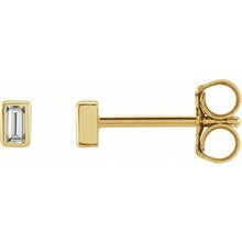 Load image into Gallery viewer, 14KYG Baguette Diamond Stud Earrings
