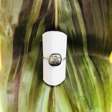 Load image into Gallery viewer, 14KRG Tahitian Keshi Pearl Pinky Ring
