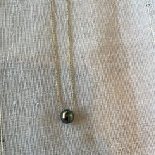 Load image into Gallery viewer, 14KYG Tahitian Pearl Slide Necklace
